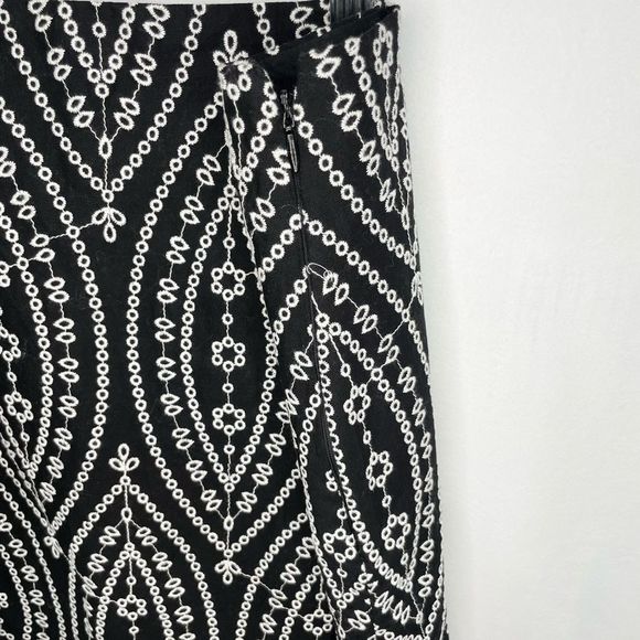 Loft Accent Skirt - Picture 5 of 6